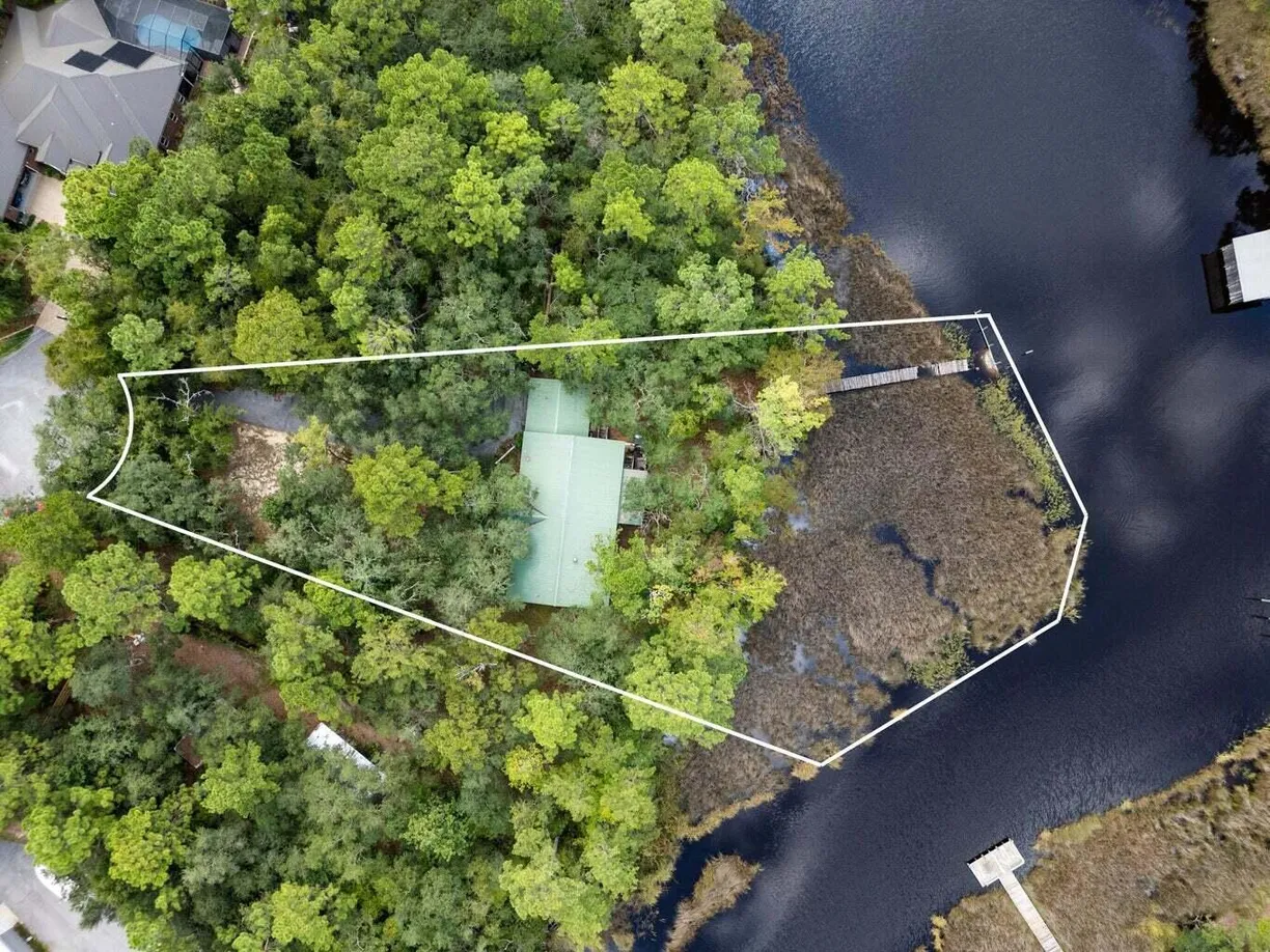 Northwest Florida Real Estate | View 338 W Bayou Forest Drive | 3 Beds, 2 Baths