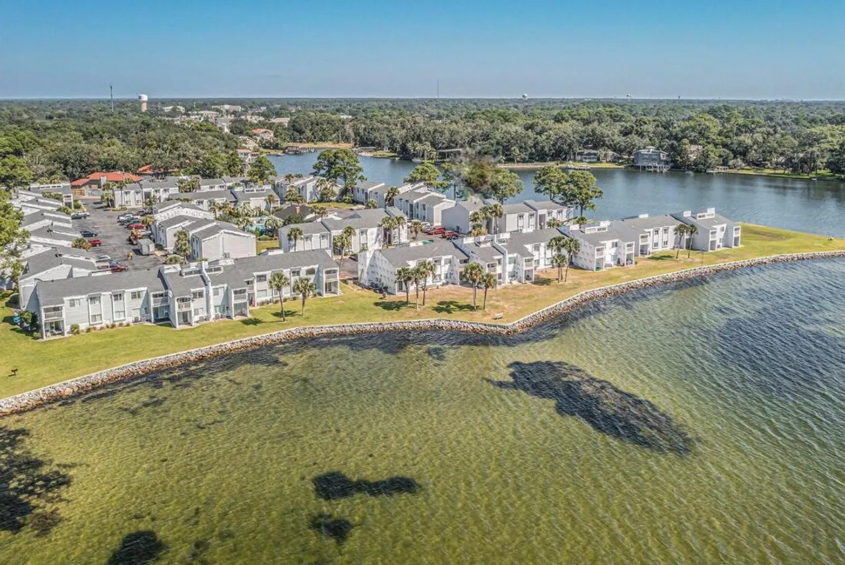 Northwest Florida Real Estate | View 101 Old Ferry Road, 5B | 2 Beds, 1 Bath