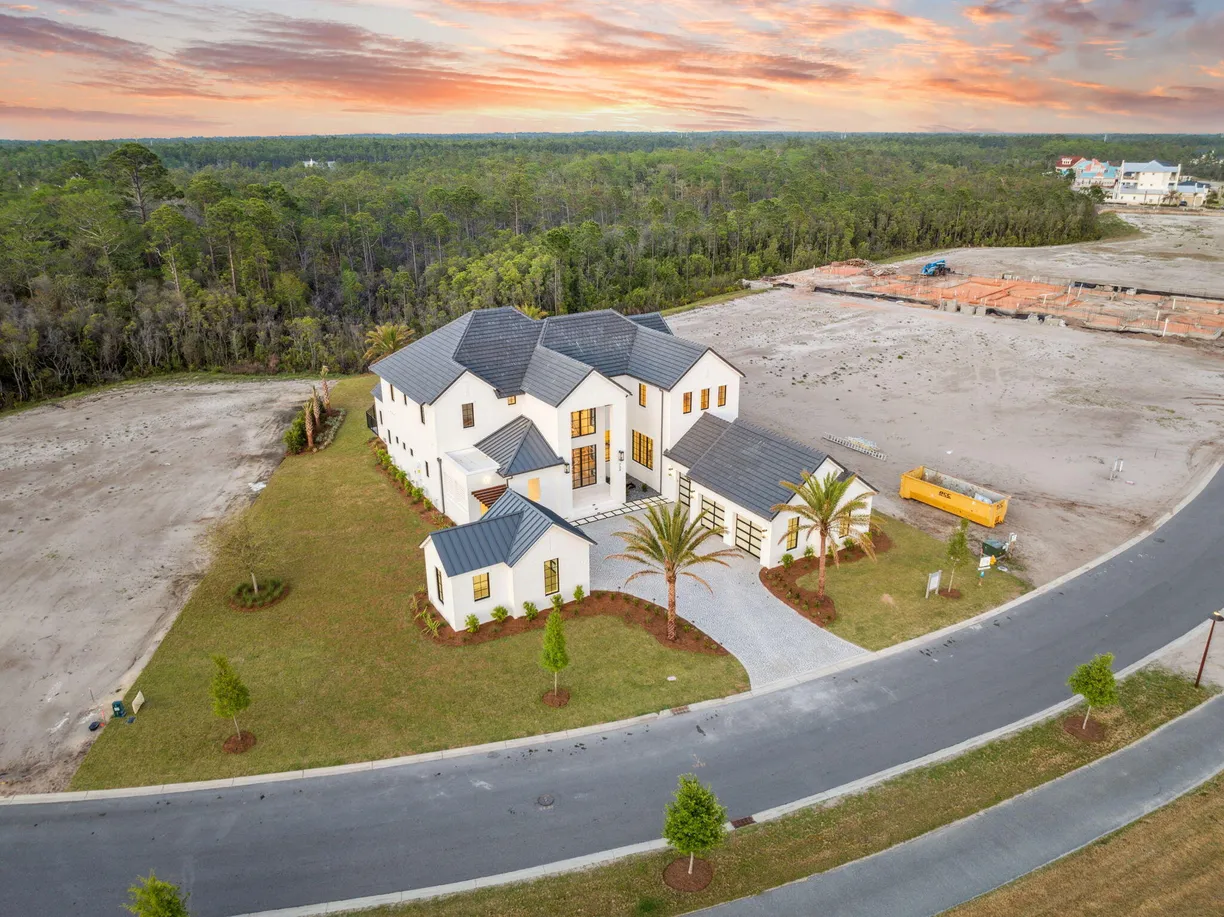 Northwest Florida Real Estate | View 724 Windsong Dr | Listing