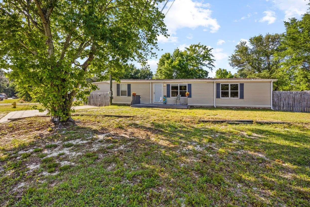 Northwest Florida Real Estate | View 2922 Crittenden Drive | 3 Beds, 2 Baths