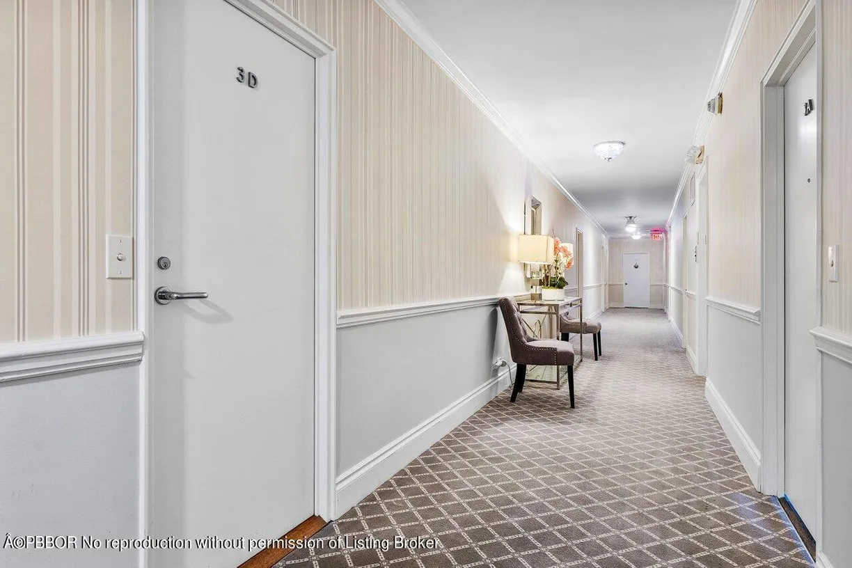 South Florida Real Estate | View 455 Australian Avenue, 3D | Listing