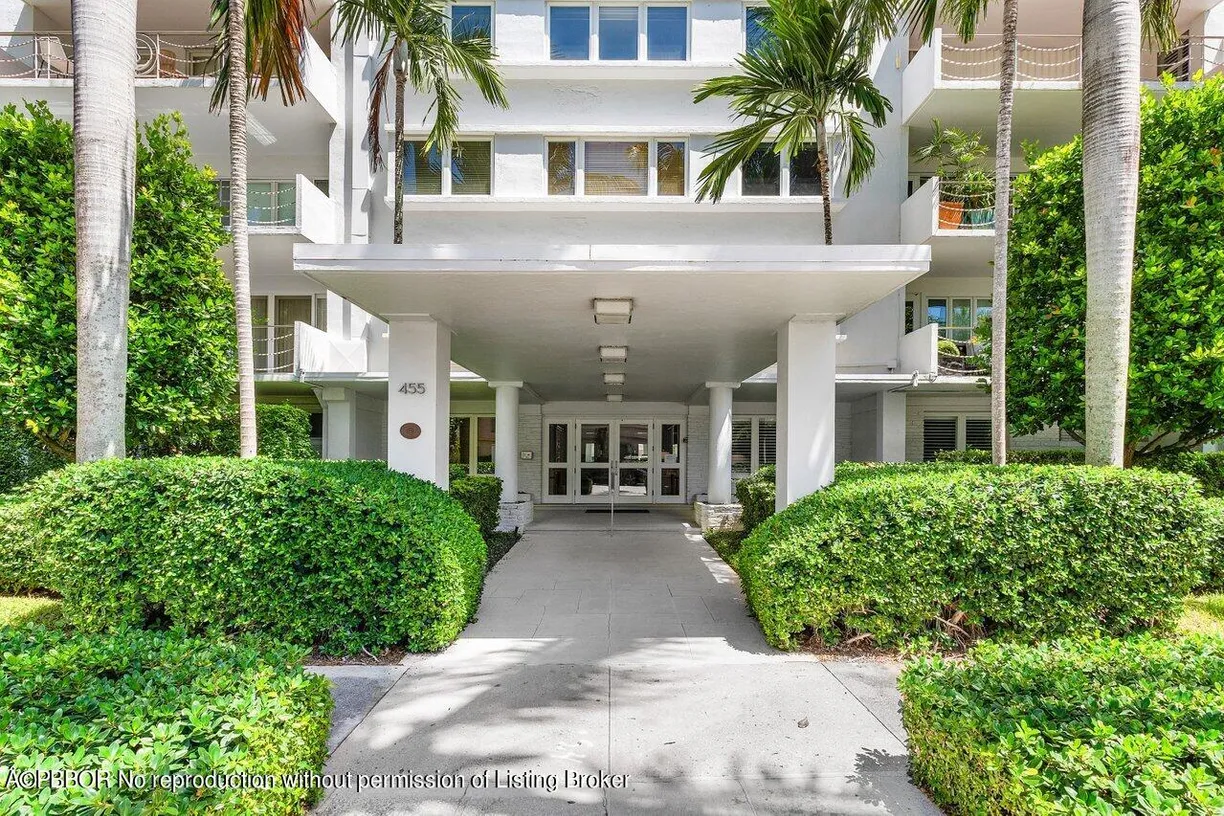 South Florida Real Estate | View 455 Australian Avenue, 3D | Listing