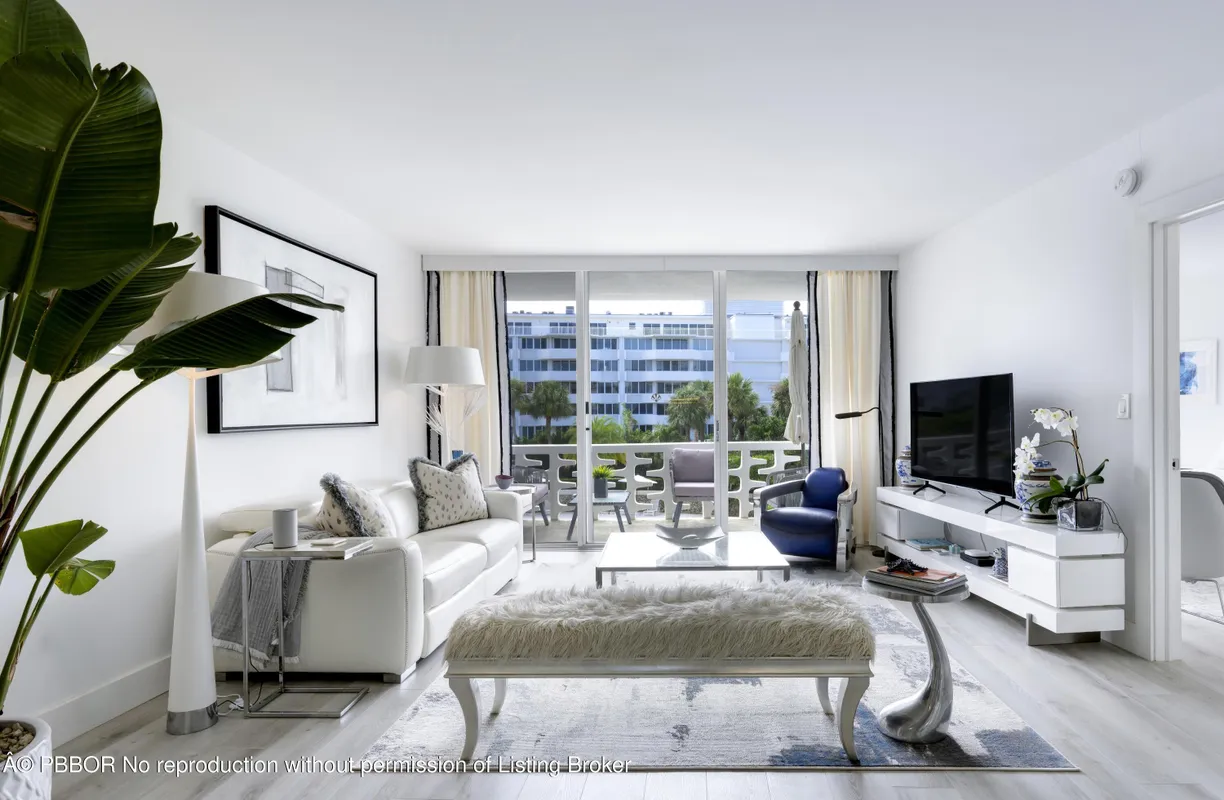 South Florida Real Estate | View 2760 S Ocean Boulevard, 213 | 1 Bed, 1 Bath