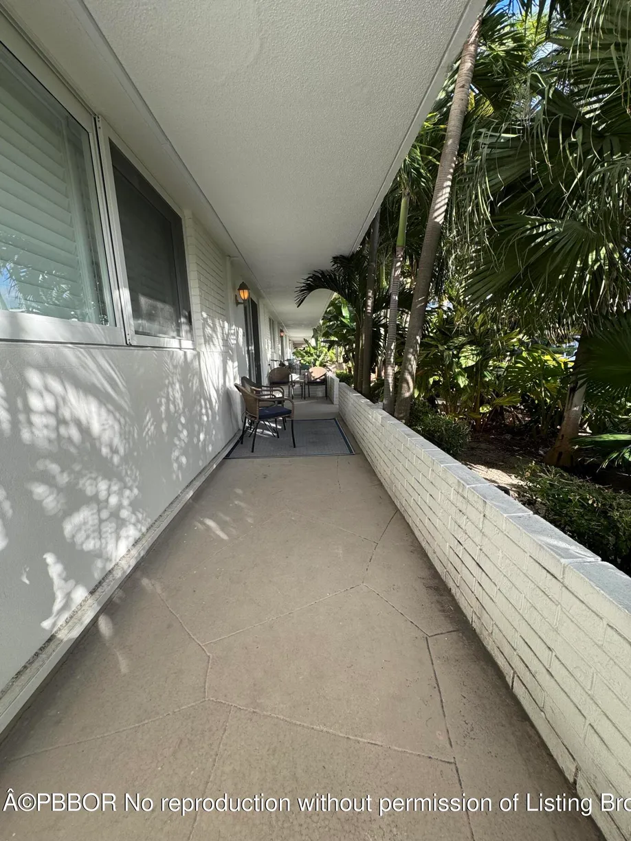 South Florida Real Estate | View 139 Sunrise Avenue, 1090 | Listing
