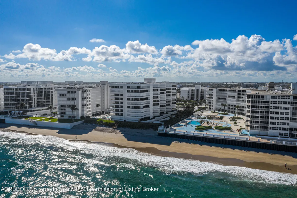 South Florida Real Estate | View 3560 S Ocean Boulevard, 407 | 2 Beds, 2 Baths