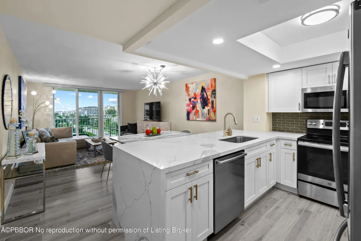 South Florida Real Estate | View 3540 S Ocean Boulevard, 611 | 2 Beds, 2 Baths