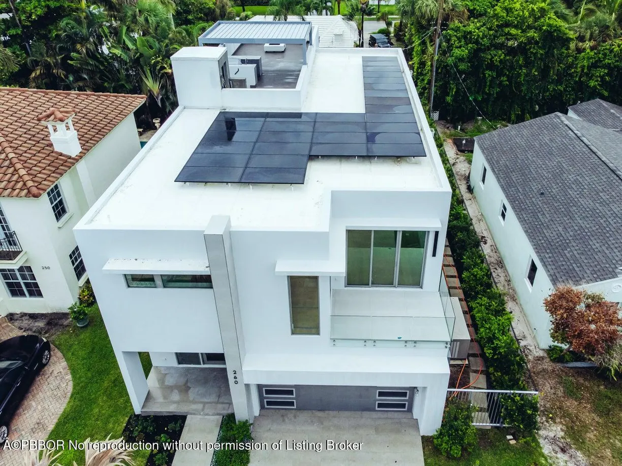 South Florida Real Estate | View 260 31St Street | Listing