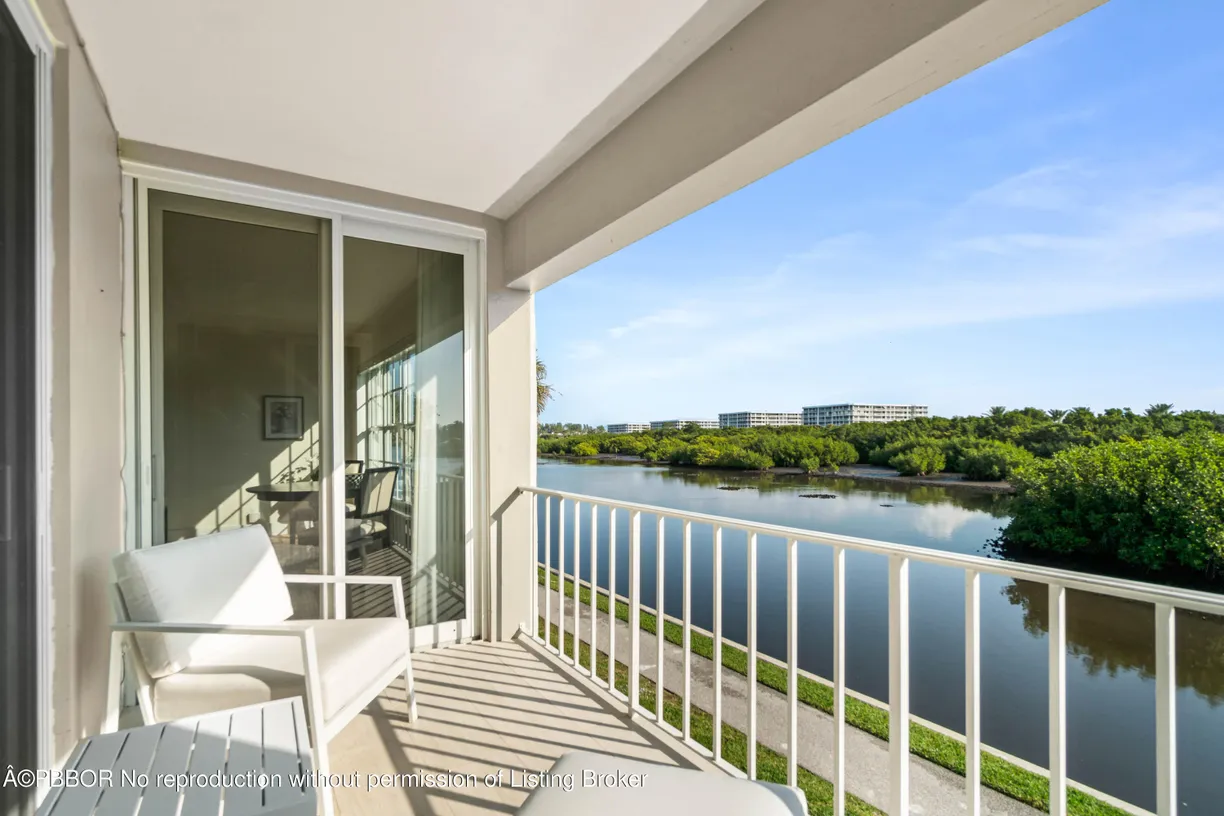 South Florida Real Estate | View 2195 Ibis Isle Road, 6 | Listing