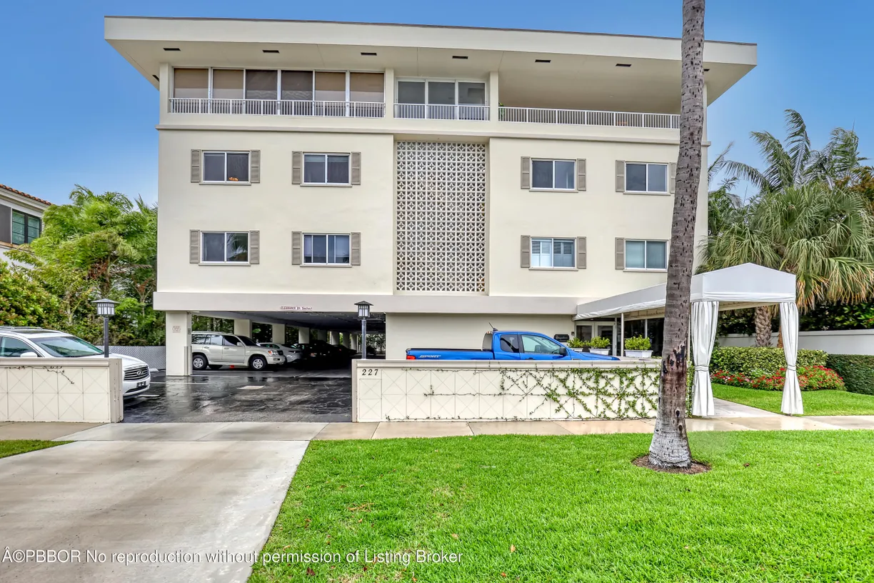 South Florida Real Estate | View 227 Brazilian Avenue, 3G | 2 Beds, 2 Baths