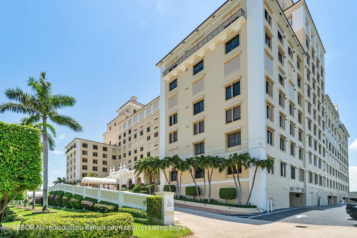 South Florida Real Estate | View 150 Bradley Place, 101 | Listing
