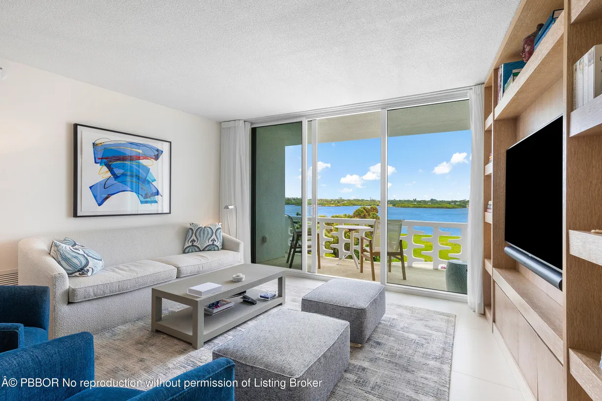 South Florida Real Estate | View 2760 S Ocean Boulevard, 417 | 2 Beds, 2 Baths
