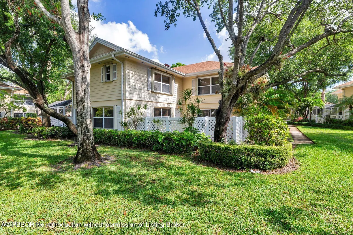 South Florida Real Estate | View 8142 Bridgewater Court, 42C | 2 Beds, 2 Baths