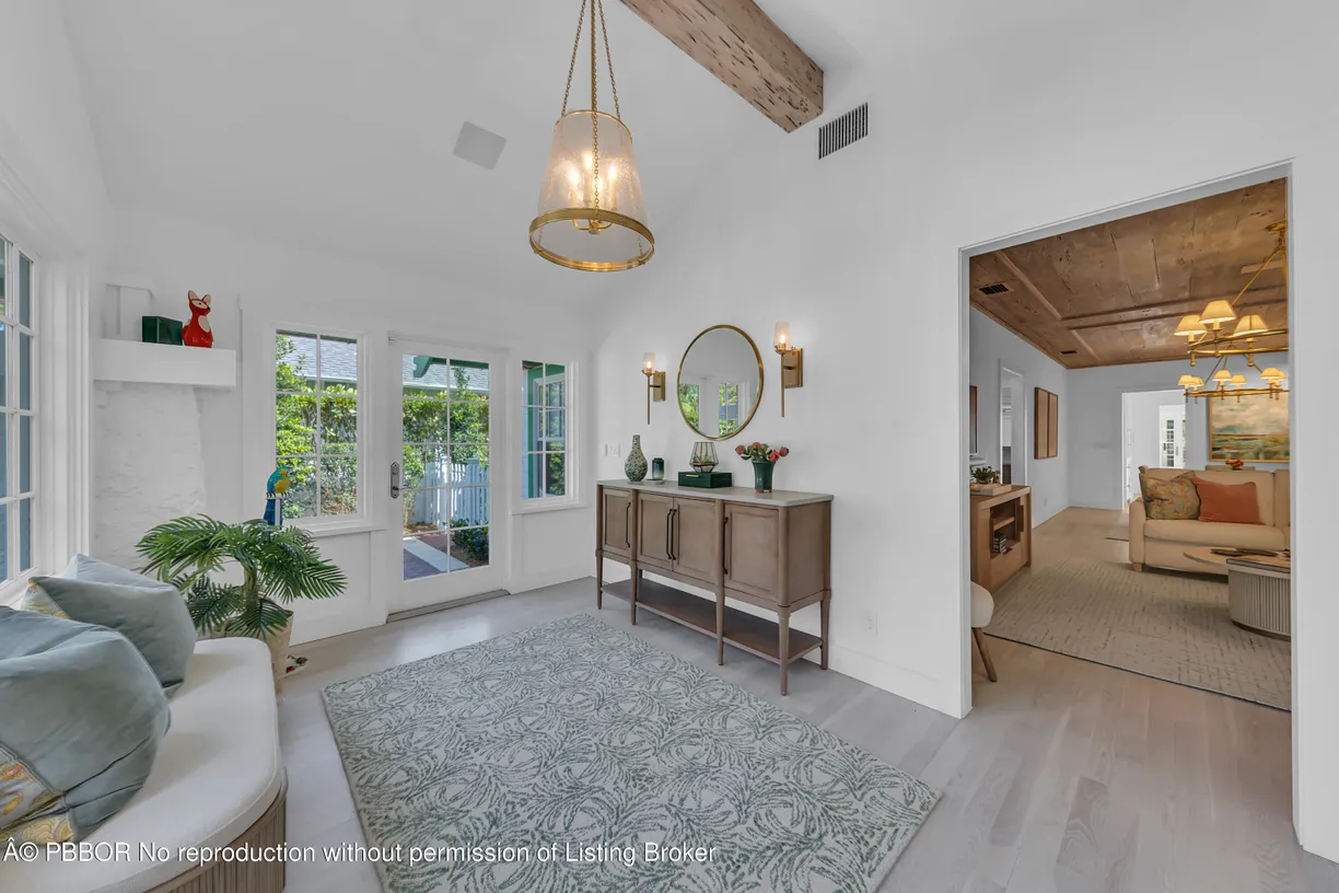 South Florida Real Estate | View 318 Australian Avenue | Listing