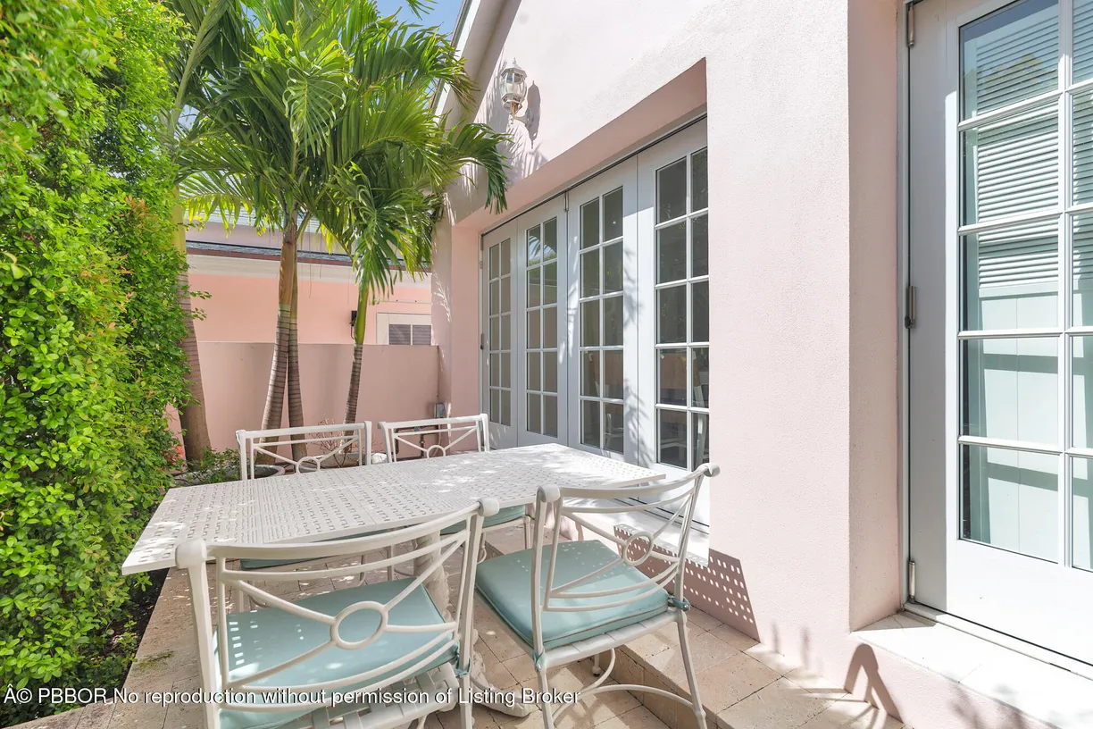 South Florida Real Estate | View 173 Peruvian Avenue, 3 | 2 Beds, 2 Baths