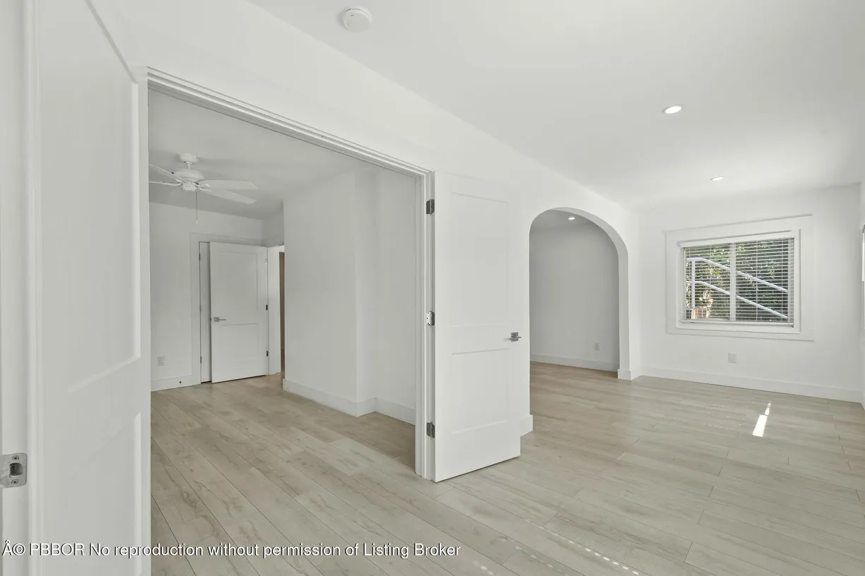 South Florida Real Estate | View 605 N Lakeside Drive, 1 | Listing