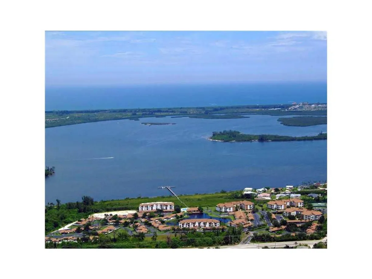 South Florida Real Estate | View 6155 Mirror Lake Drive, 107 | 2 Beds, 2 Baths