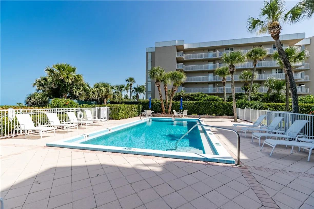 South Florida Real Estate | View 1616 Ocean, 304V | 2 Beds, 2 Baths