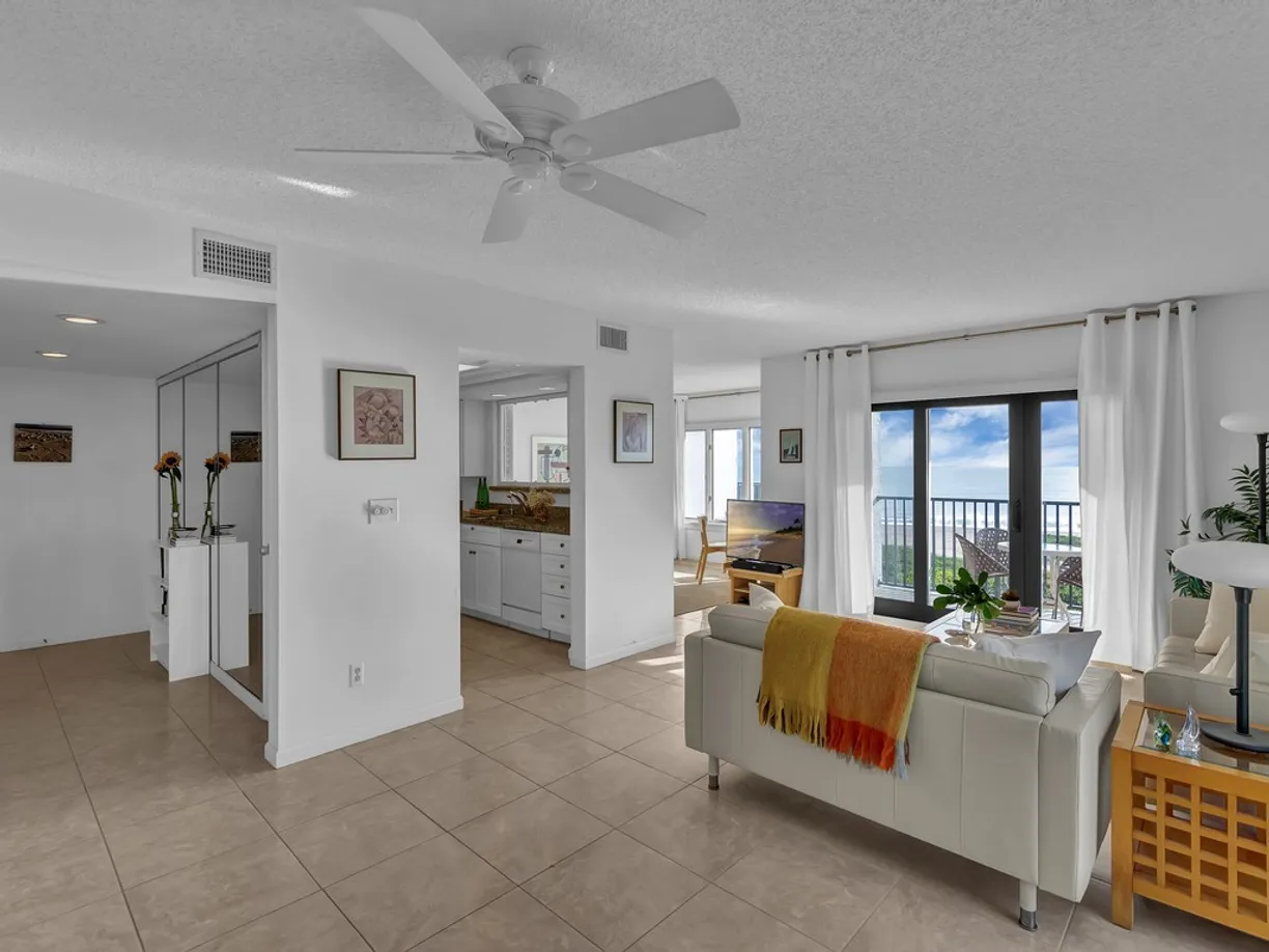 South Florida Real Estate | View 1700 Ocean Drive, 507 | 2 Beds, 2 Baths
