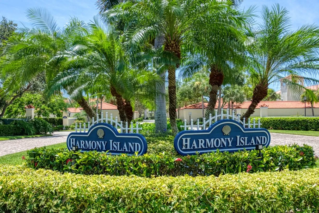 South Florida Real Estate | View 5060 Harmony, 307 | 1 Bed, 1 Bath