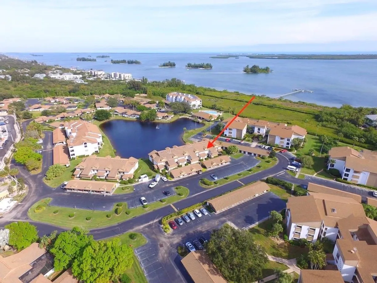 South Florida Real Estate | View 6180 S Mirror Lake, 522 | 2 Beds, 2 Baths