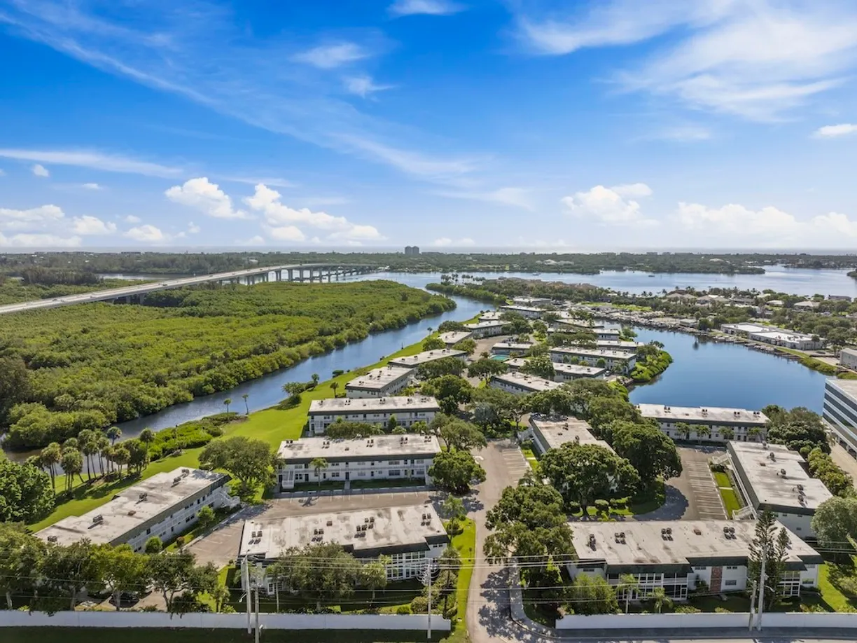 South Florida Real Estate | View 2800 Indian River, N2 | Listing