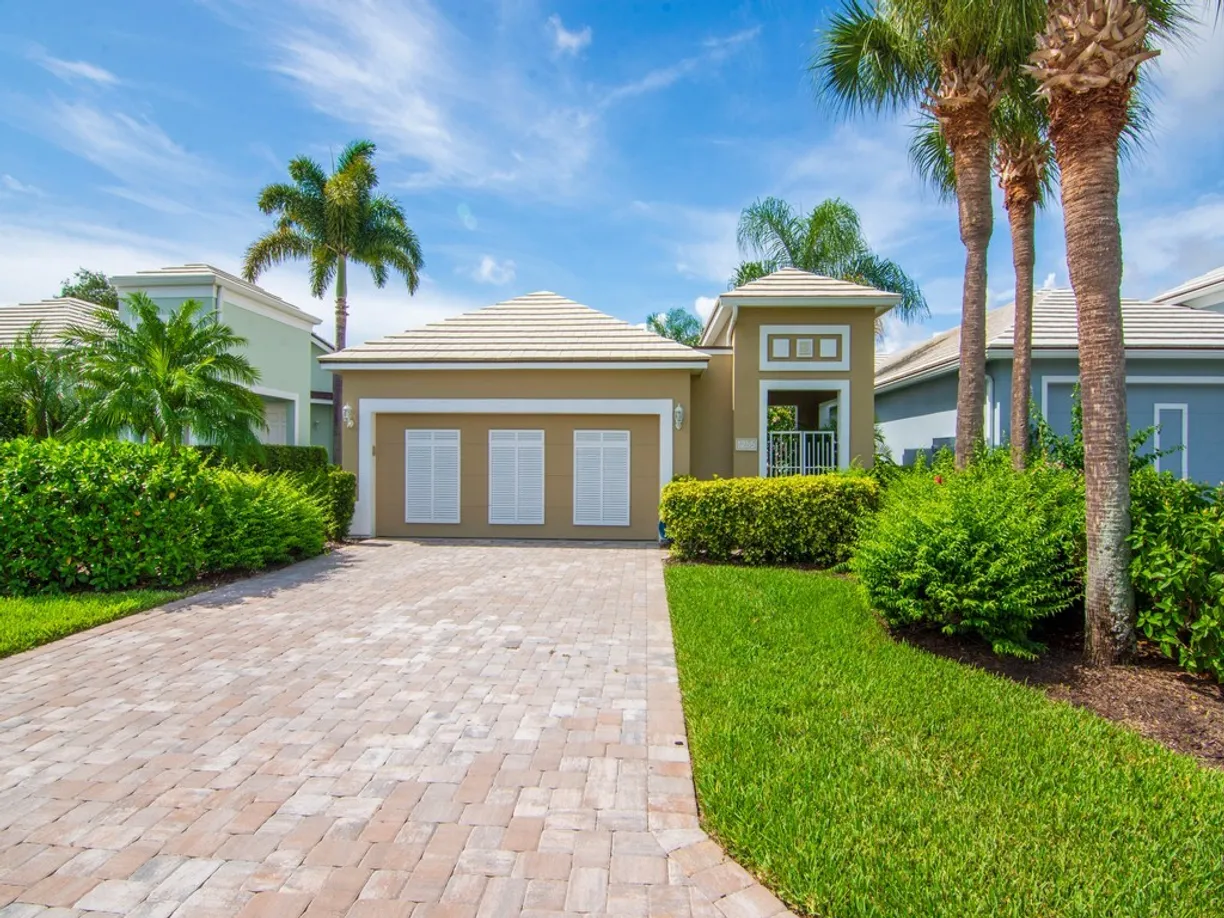 South Florida Real Estate | View 1255 Saint Georges | 2 Beds, 2 Baths