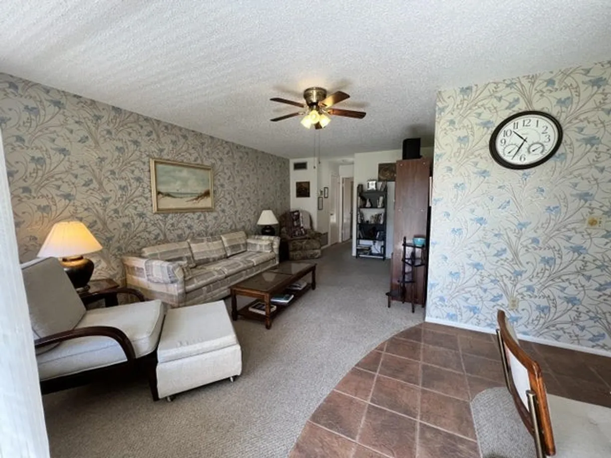 South Florida Real Estate | View 103 Royal Oak, 205 | 1 Bed, 1 Bath