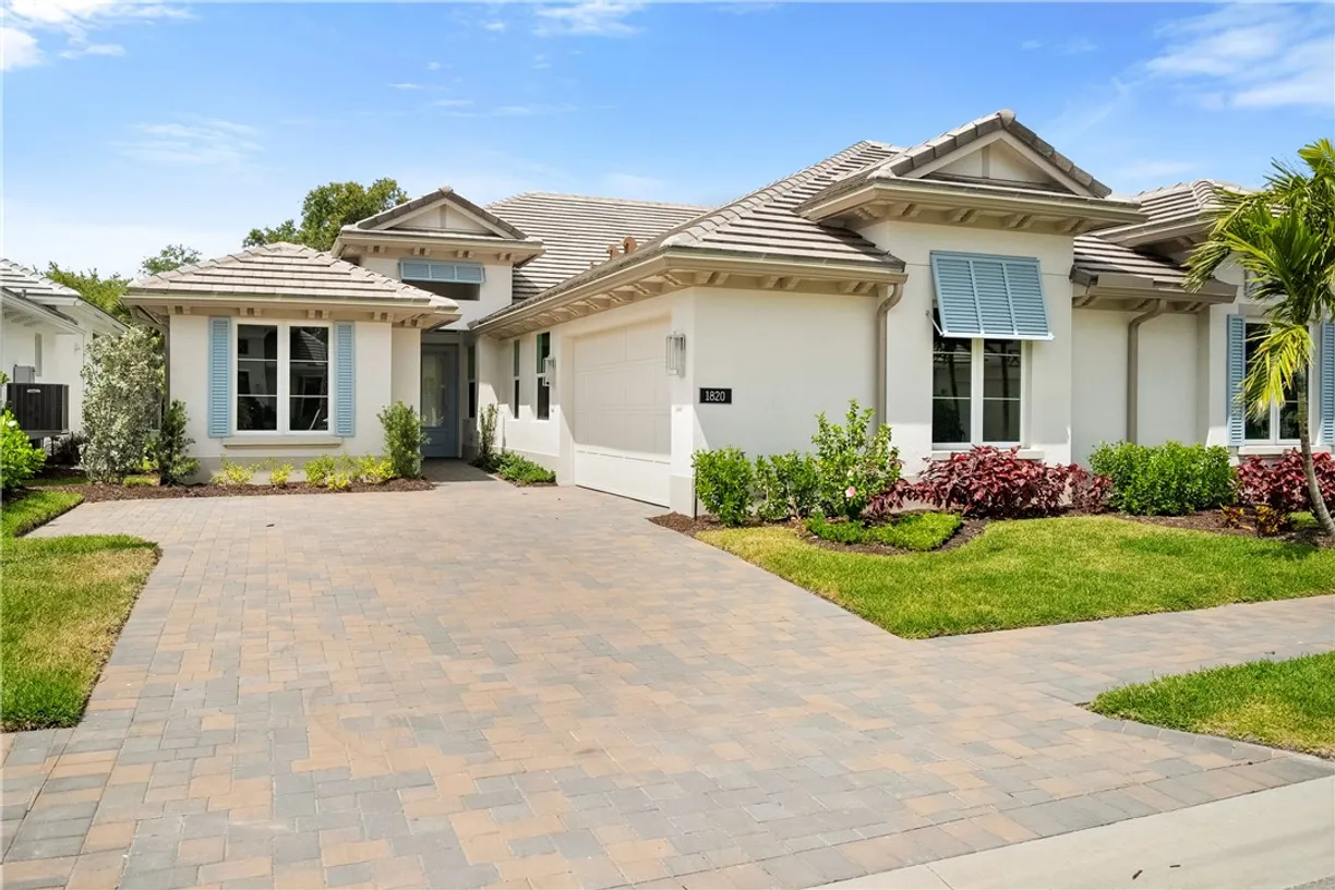 South Florida Real Estate | View 1820 Arawak | Listing