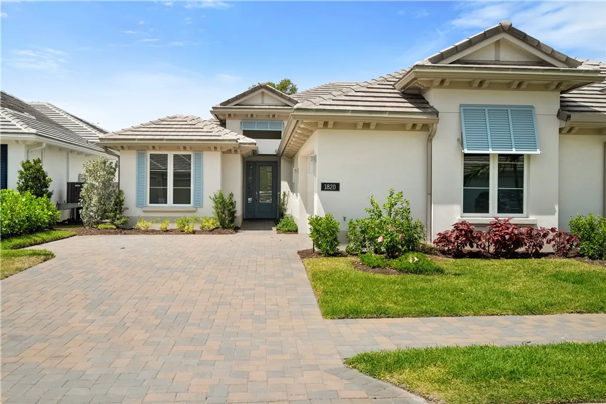 South Florida Real Estate | View 1820 Arawak | 3 Beds, 3 Baths