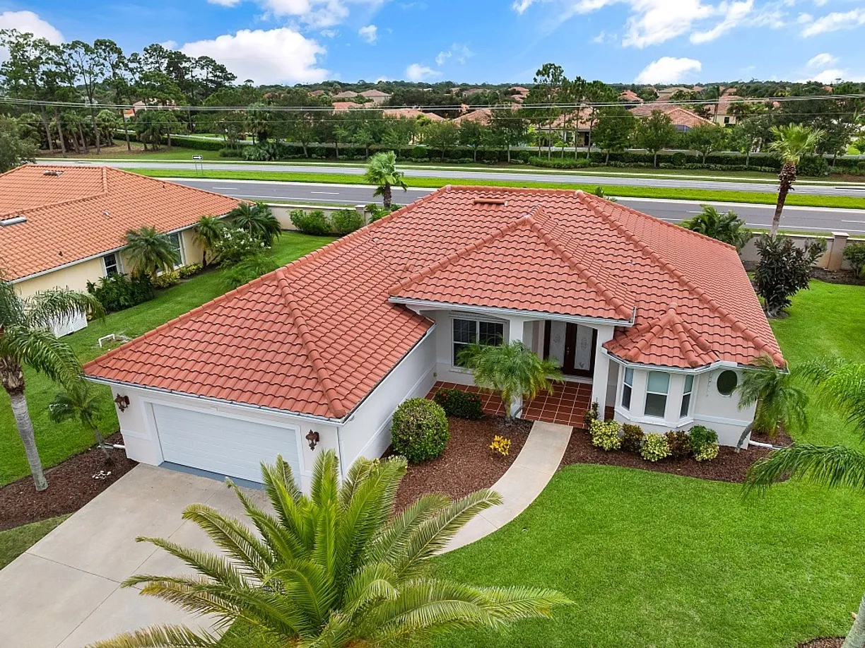 South Florida Real Estate | View 5841 Pine Ridge | 3 Beds, 2 Baths
