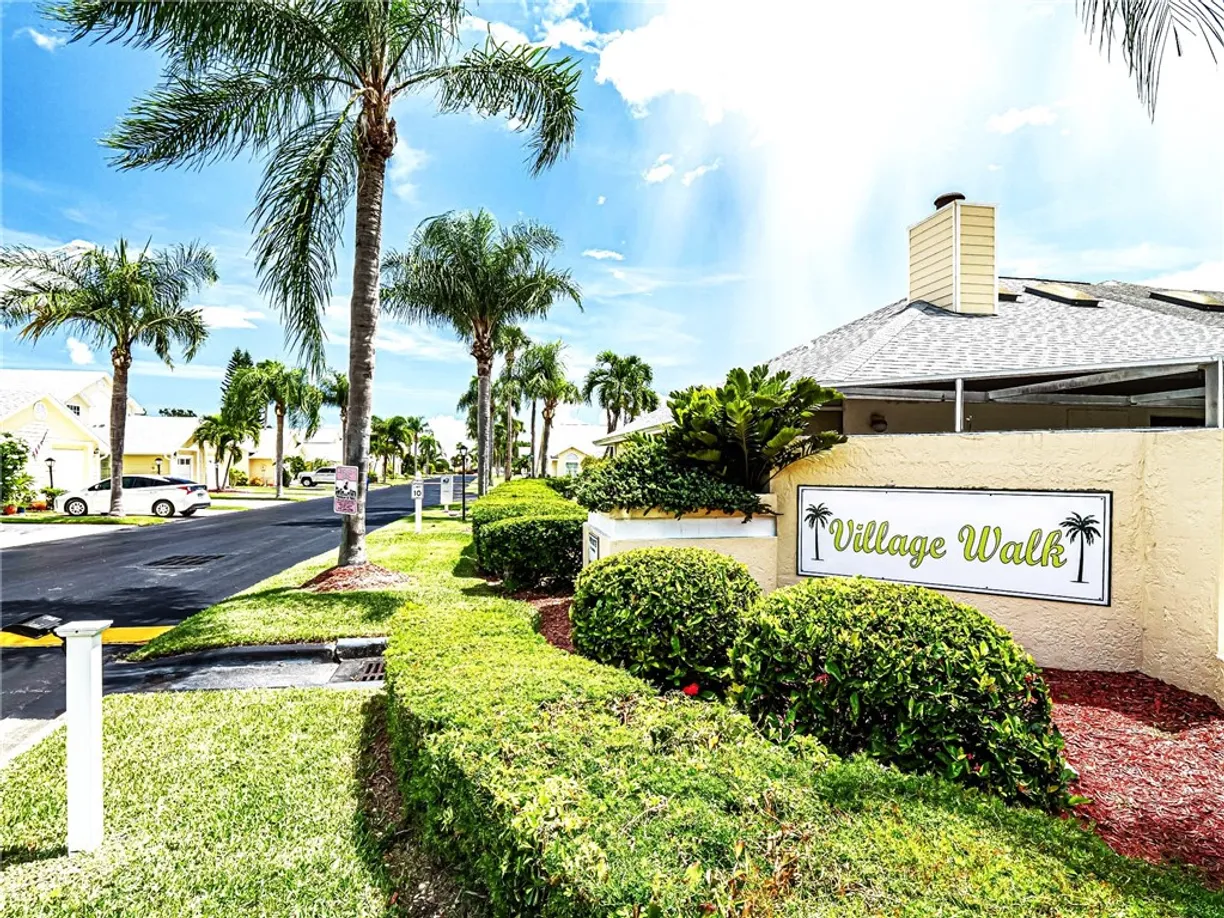 South Florida Real Estate | View 455 9th, 455 | 2 Beds, 2 Baths
