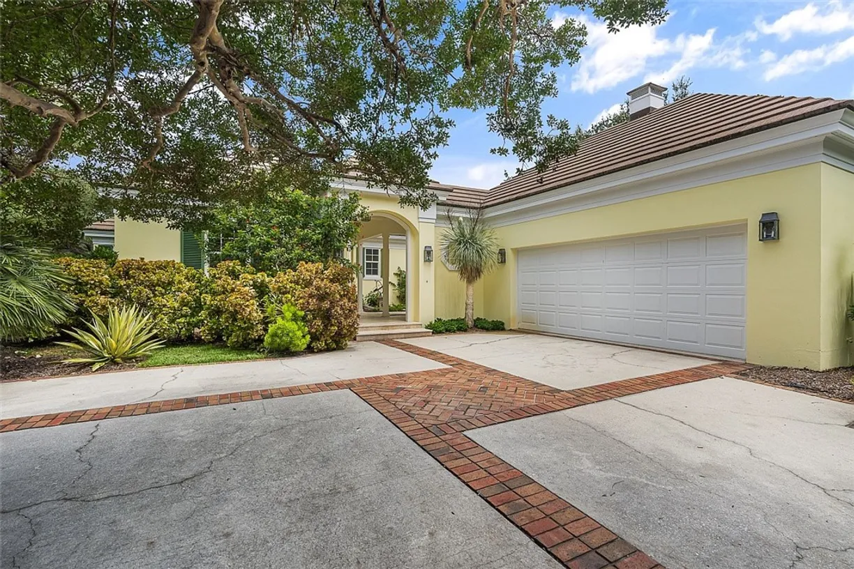 South Florida Real Estate | View 201 Sundial | Listing