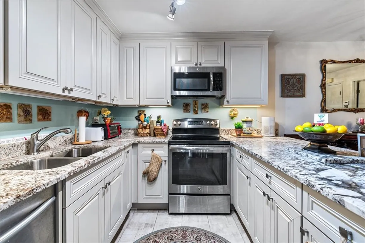 South Florida Real Estate | View 1170 6th, 9D | Listing
