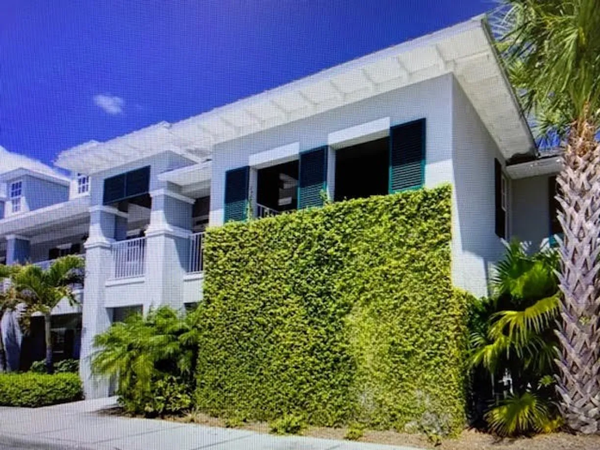 South Florida Real Estate | View 4350 Doubles Alley, 103 | 2 Beds, 2 Baths