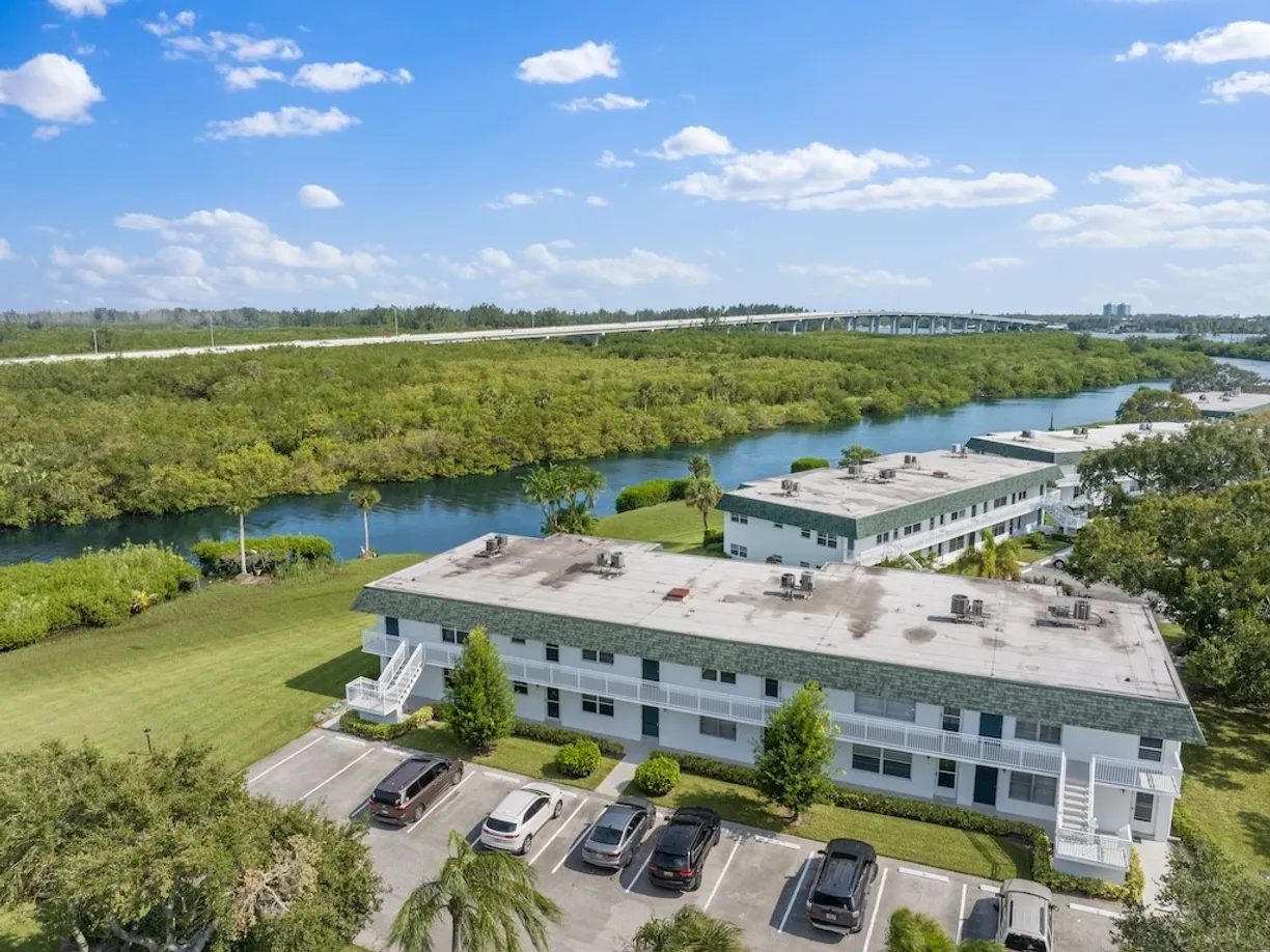 South Florida Real Estate | View 2800 Indian River, 10M | Listing