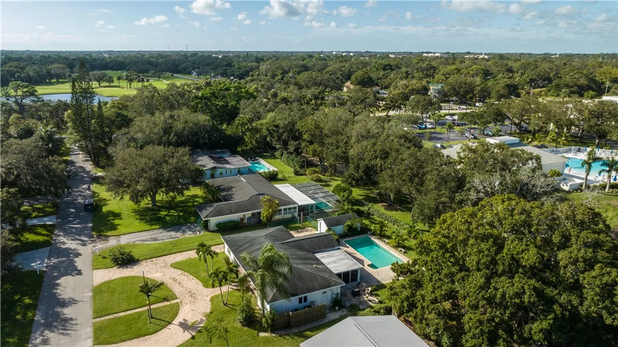 South Florida Real Estate | View 3007 Golfview | 3 Beds, 2 Baths