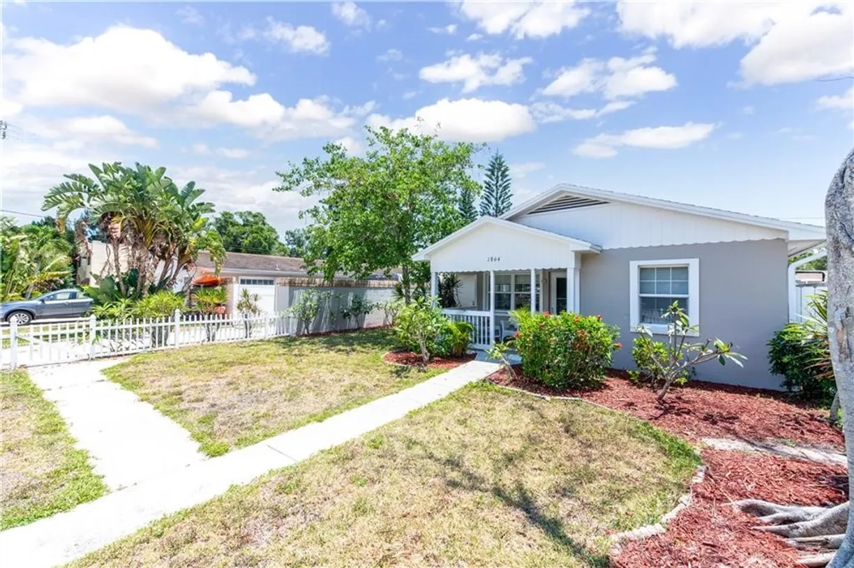 South Florida Real Estate | View 1864 20th | Listing
