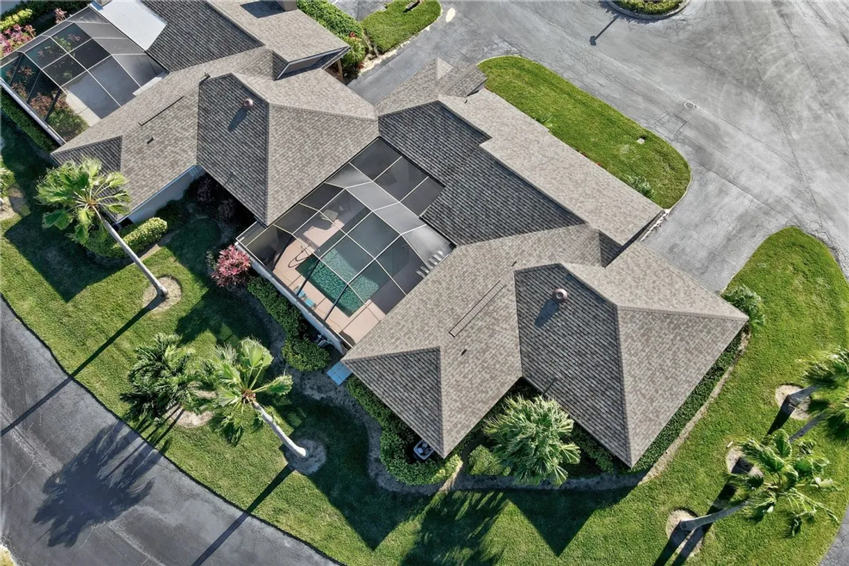 South Florida Real Estate | View 6269 N Mirror Lake, 6269 | 2 Beds, 2 Baths