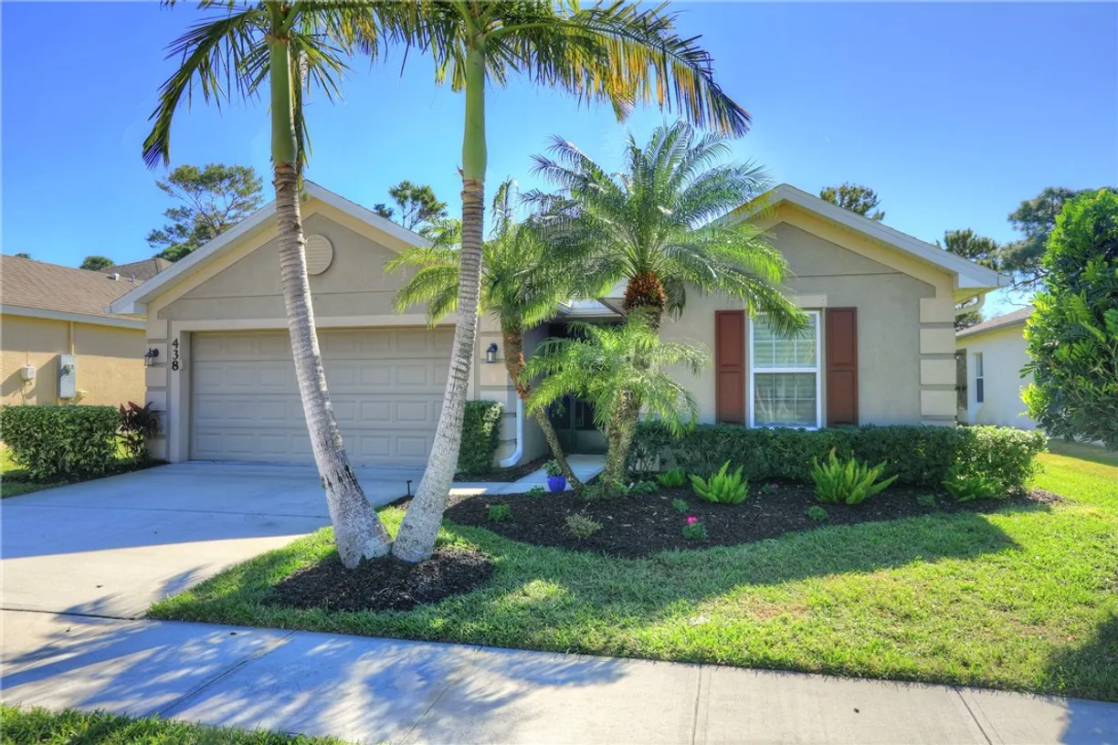 South Florida Real Estate | View 438 Briarcliff | 3 Beds, 2 Baths