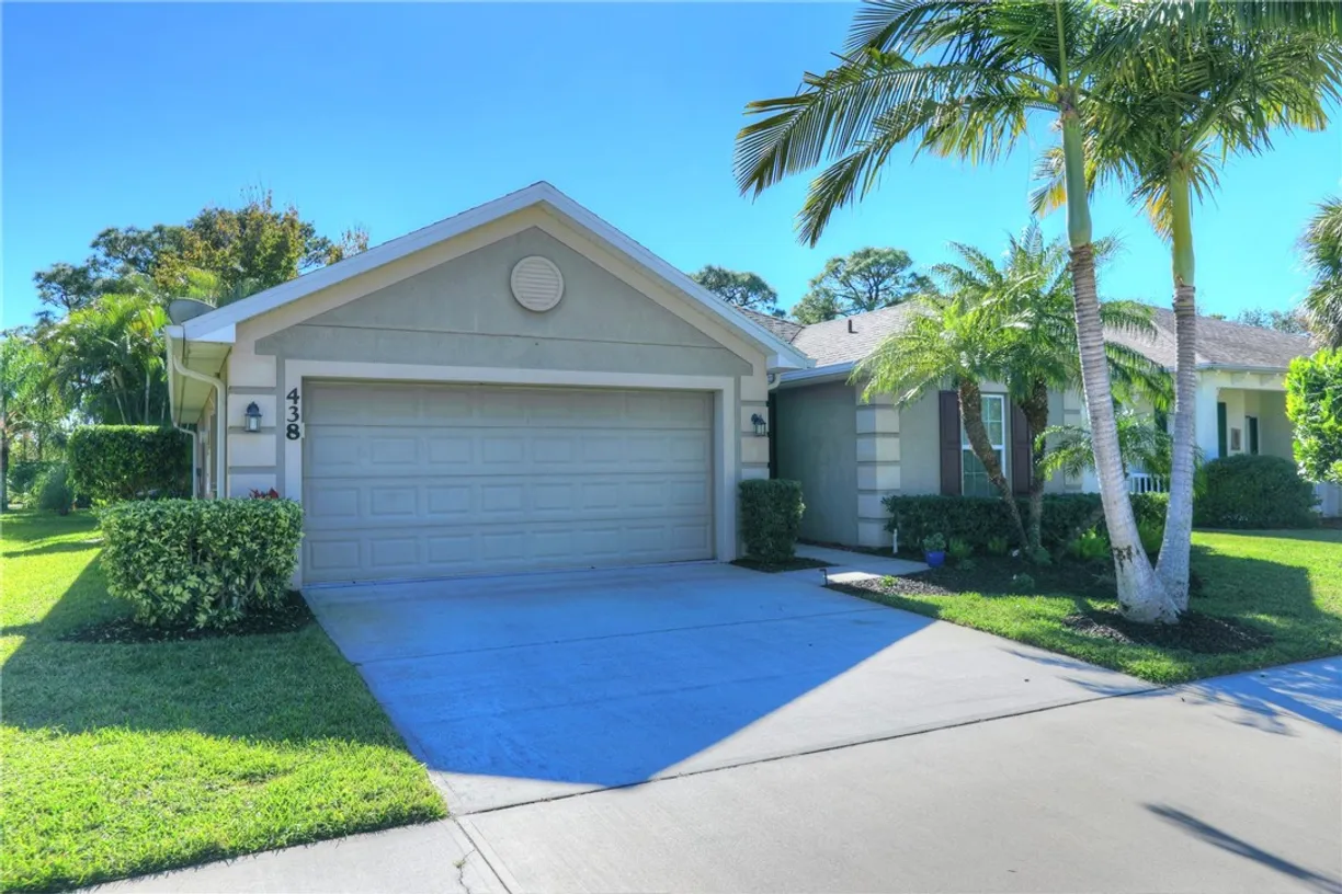 South Florida Real Estate | View 438 Briarcliff | Listing