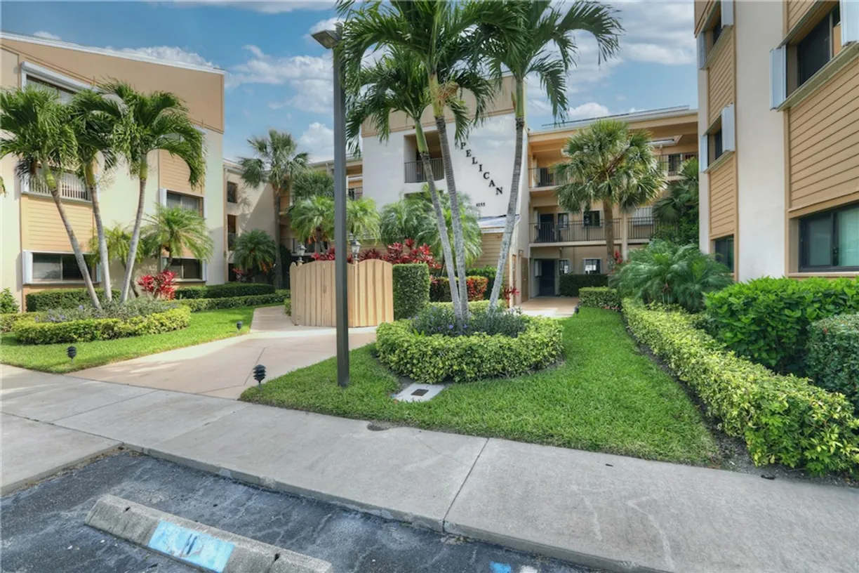 South Florida Real Estate | View 6155 S Mirror Lake, 103 | 2 Beds, 2 Baths