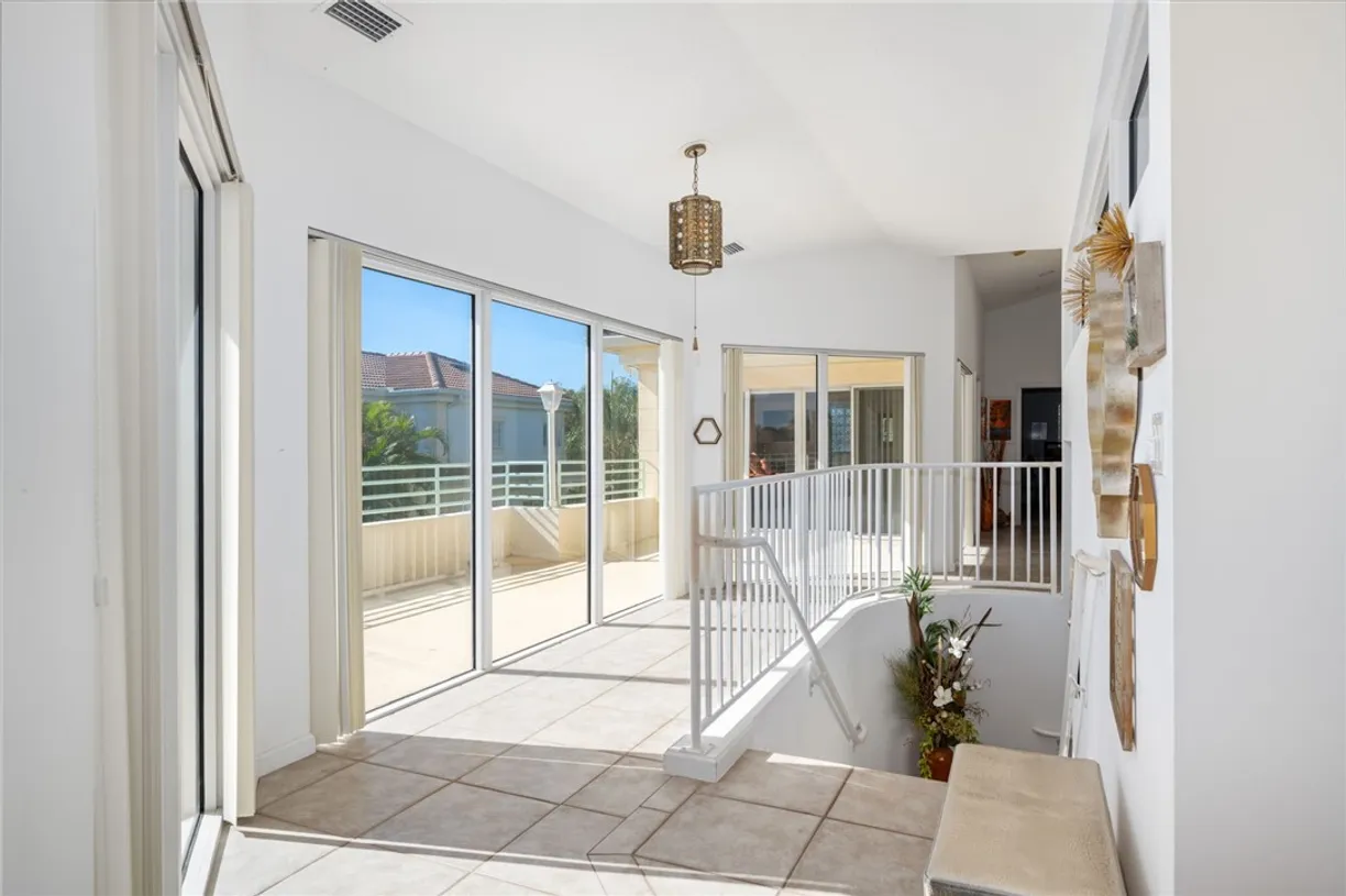 South Florida Real Estate | View 524 7th, 201 | Listing