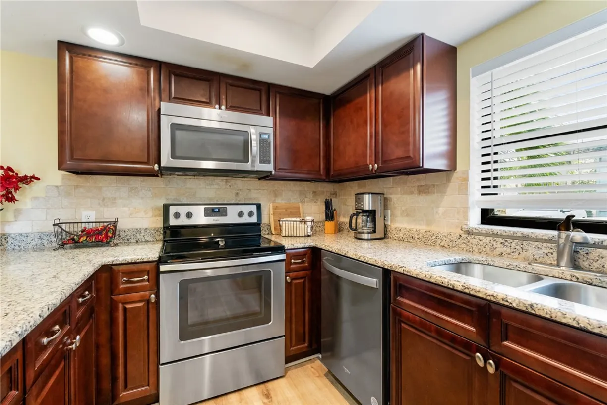South Florida Real Estate | View 4890 Bethel Creek, 6 | Listing