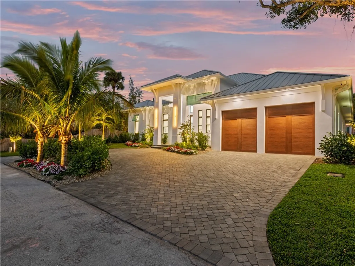 South Florida Real Estate | View 736 Norfolk Pine | Listing