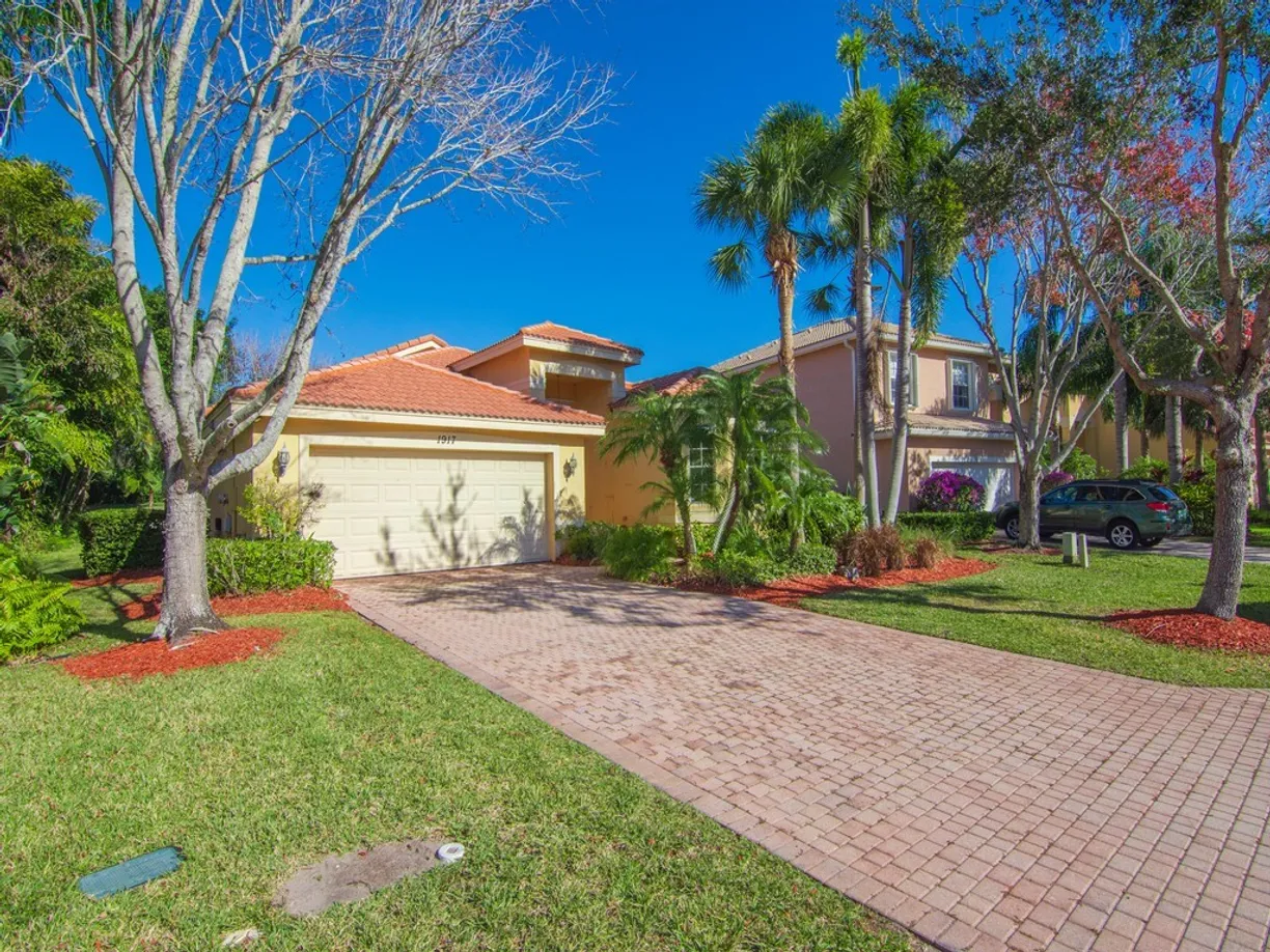 South Florida Real Estate | View 1917 Grey Falcon | Listing