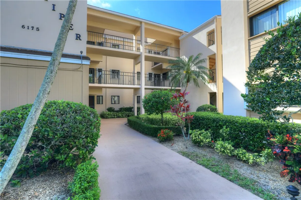 South Florida Real Estate | View 6175 S Mirror Lake, 306 | Listing