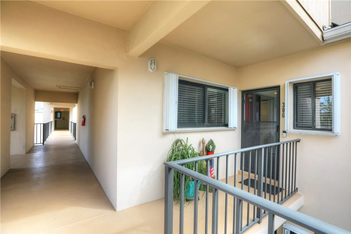 South Florida Real Estate | View 6175 S Mirror Lake, 306 | Listing