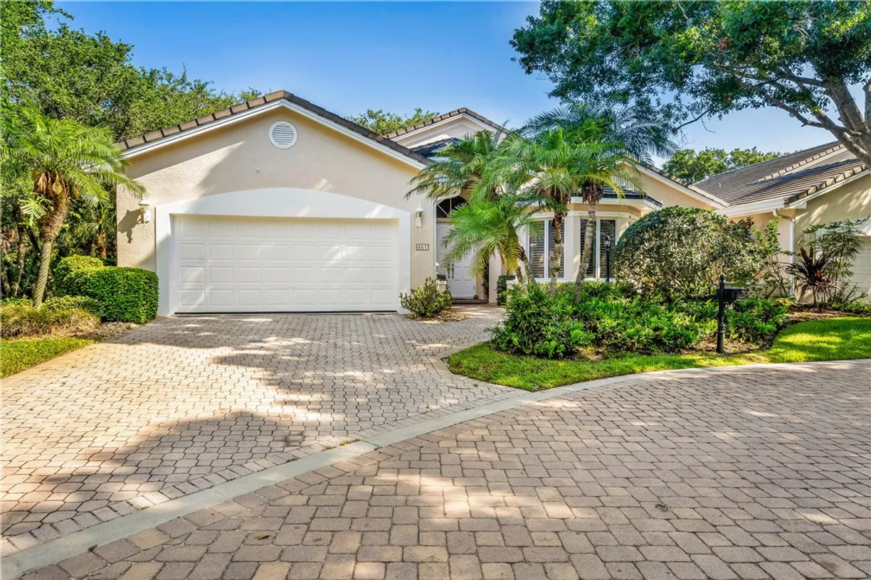 South Florida Real Estate | View 451 N Peppertree | Listing