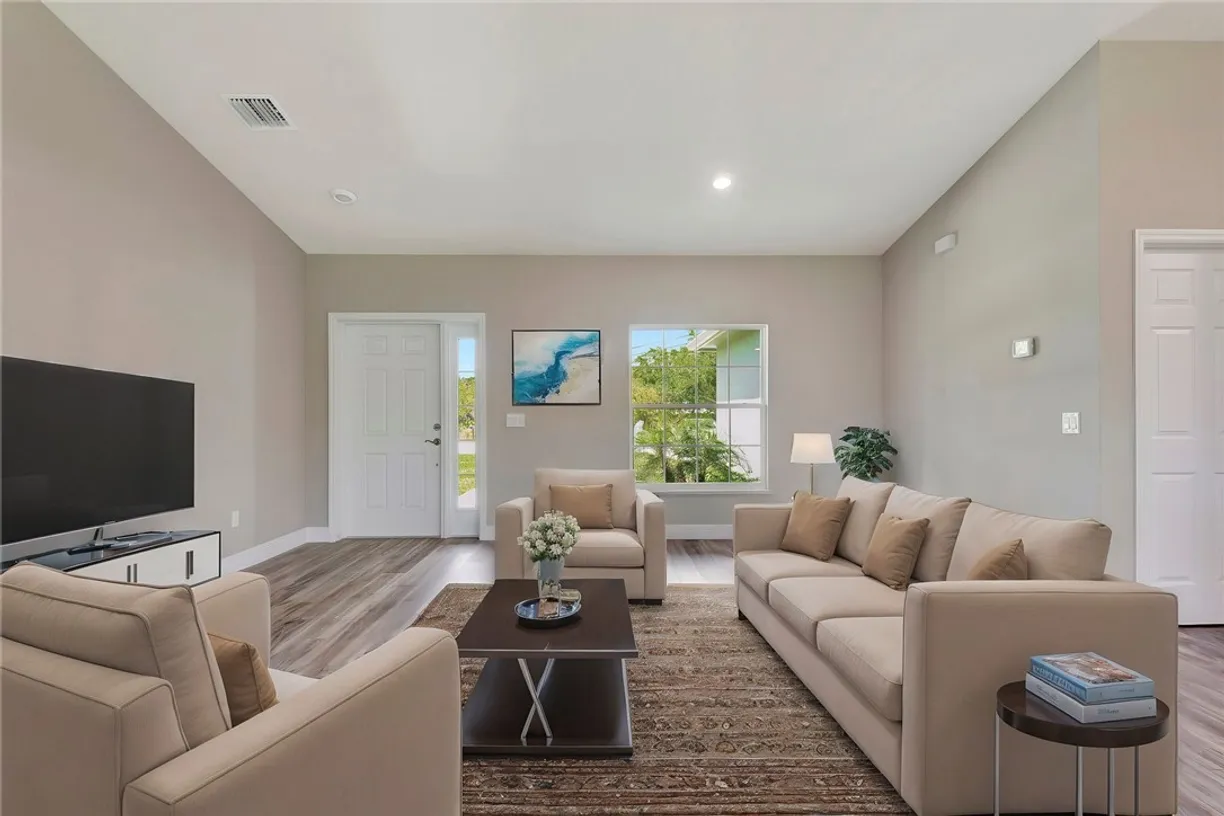 South Florida Real Estate | View 11126 Roseland | Listing