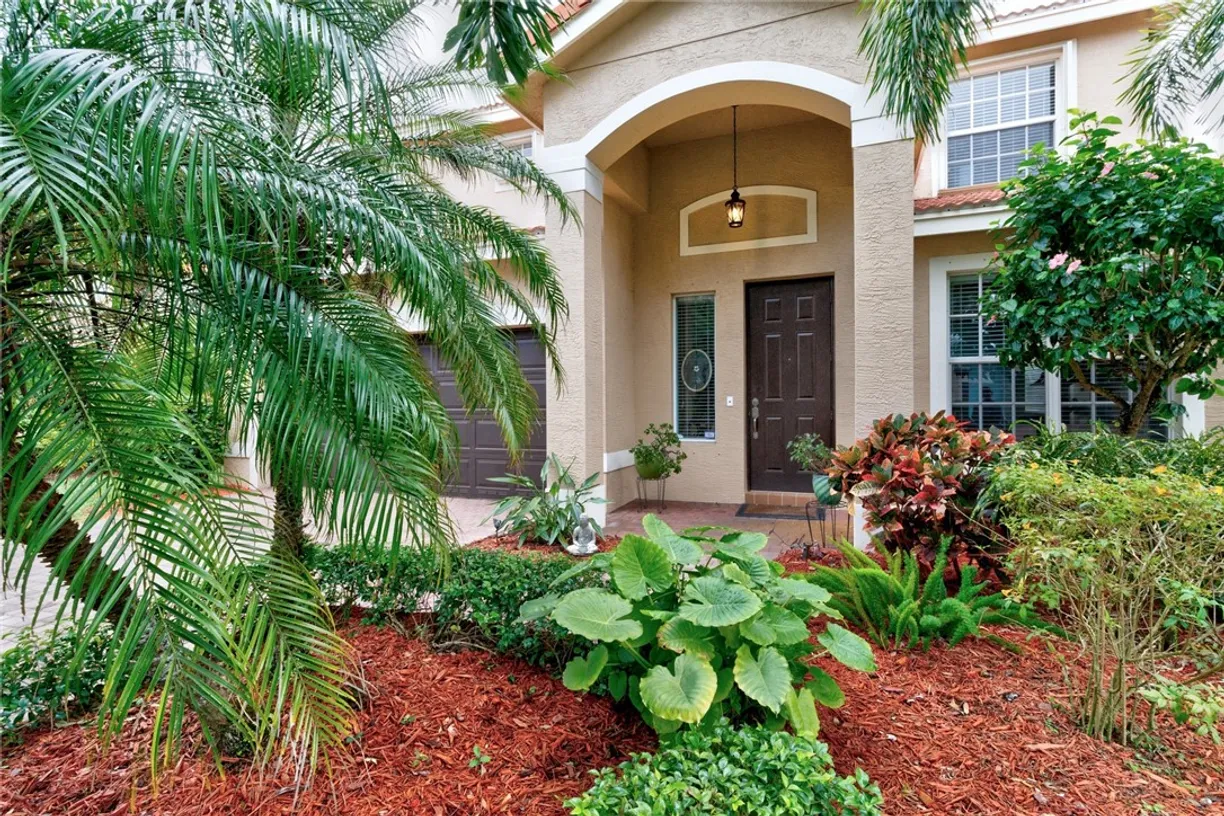 South Florida Real Estate | View 2019 Grey Falcon | 4 Beds, 3 Baths